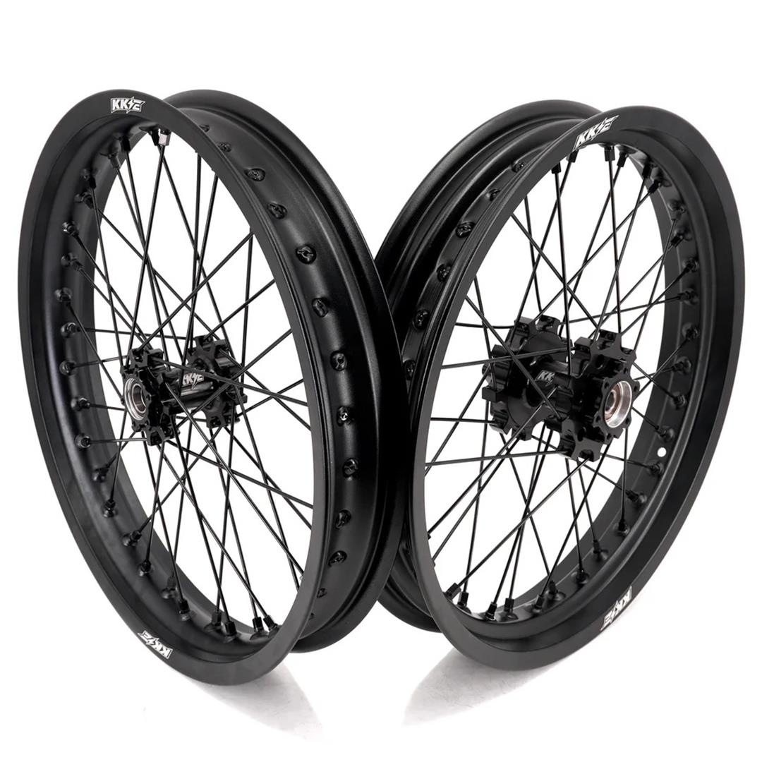 KKE Supermoto Radsatz SUR-RON Light Bee 17×2.15/17×2.5 Schwar SUR-RON Light Bee ZAP-Technix-Shop
